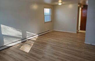 2 beds, 1 bath, 850 sqft, $1,250