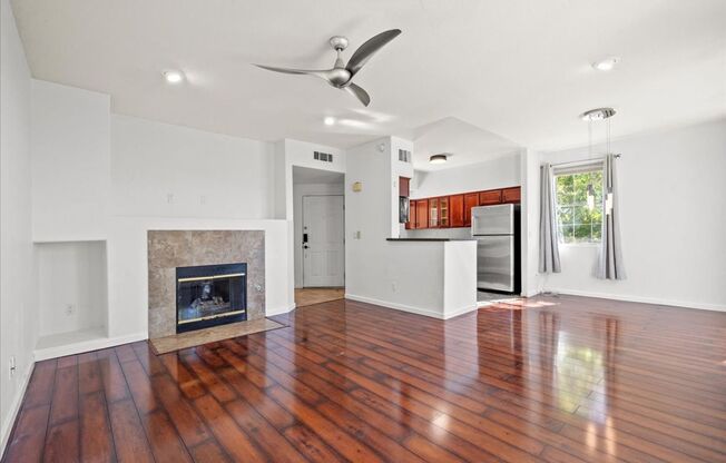 Spacious Open-Concept Summerlin Home with Balcony, Fireplace & Ensuite Bedrooms