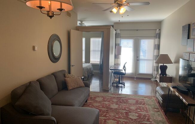 1 bed, 1 bath, $1,699, Unit Unit 416