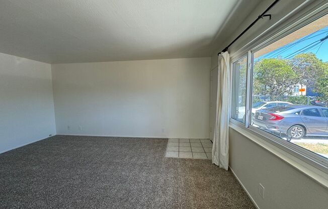 2 beds, 1 bath, 700 sqft, $2,375, Unit A