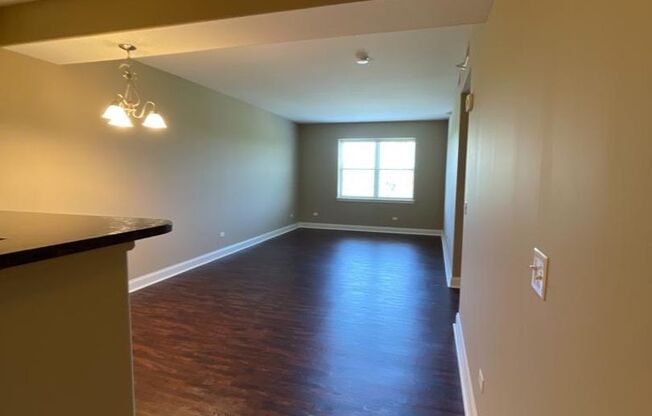 2 beds, 2 baths, 1,328 sqft, $2,400, Unit 316