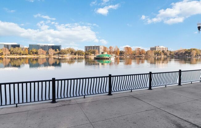 2 beds, 2 baths, $2,795, Unit Unit 1013