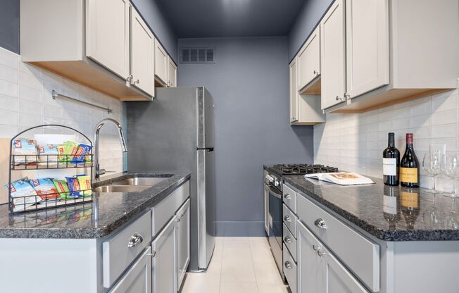1 bed, 1 bath, 650 sqft, $1,395, Unit 102