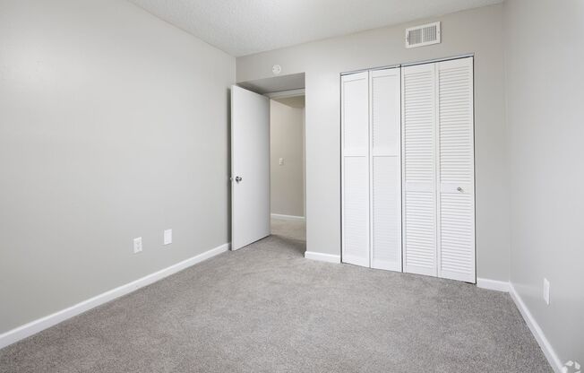 3 beds, 2.5 baths, 1,280 sqft, $1,400, Unit 903