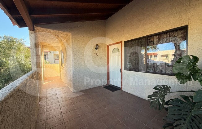 1 bed, 1 bath, 560 sqft, $949, Unit 232