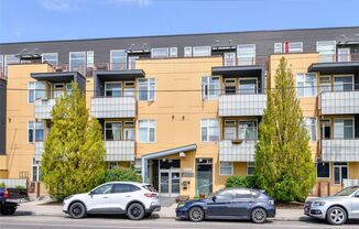 Sunny 3rd floor RiNo Corner Unit Condo- Great Location just Blocks from Coors Field!