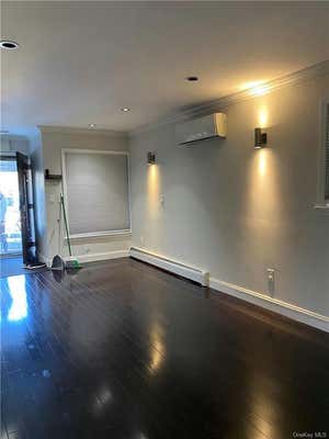 2 beds, 1 bath, 775 sqft, $2,900