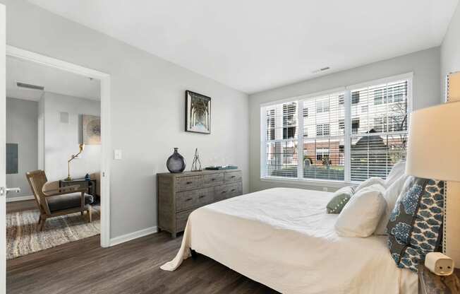 Gorgeous Bedroom at The Lena, Raritan