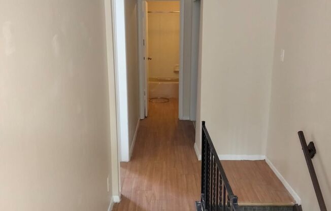 2 beds, 1.5 baths, 1,250 sqft, $1,500, Unit 7