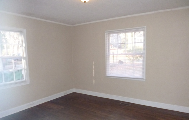 2 beds, 1 bath, $1,680