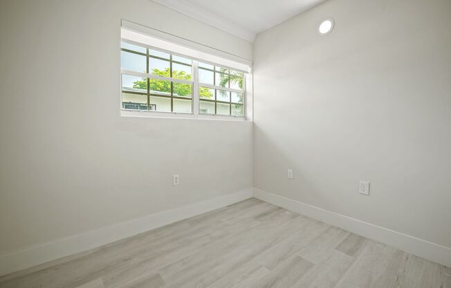 Spacious 3BD / 1BA & 2BD / 1BA Apartment | Prime Miami Location | Near Downtown