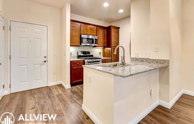 *MOVE-IN SPECIAL | $500 OFF FIRST MONTH'S RENT FOR A MAY MOVE-IN!* Spacious 1 Bedroom, 1 Bathroom Luxury Condo Available in Avenue One Community!