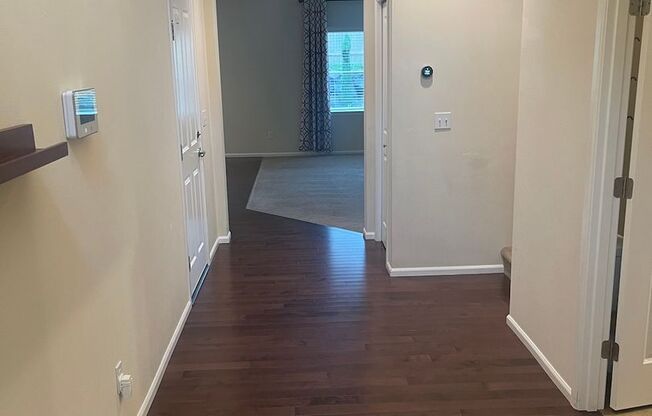Gorgeous 5 Bedroom Home for Rent In South Everett