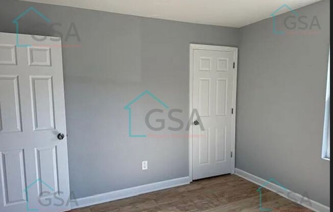 3 beds, 2 baths, 1,162 sqft, $1,500, Unit 8 Bradley Street-1