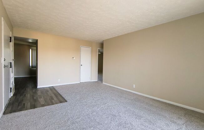2 beds, 1 bath, 850 sqft, $979, Unit 1204