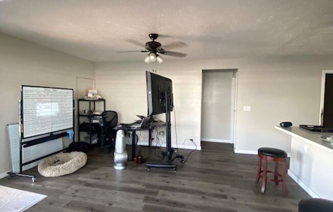 5 Bedroom / 2 Bath House in Ewa Beach