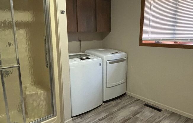 2 beds, 2 baths, $1,350