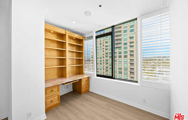 3 beds, 4 baths, 2,814 sqft, $18,000, Unit PH1505