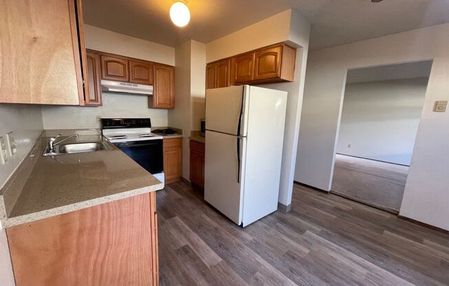 2 beds, 1.5 baths, 900 sqft, $2,395, Unit 6