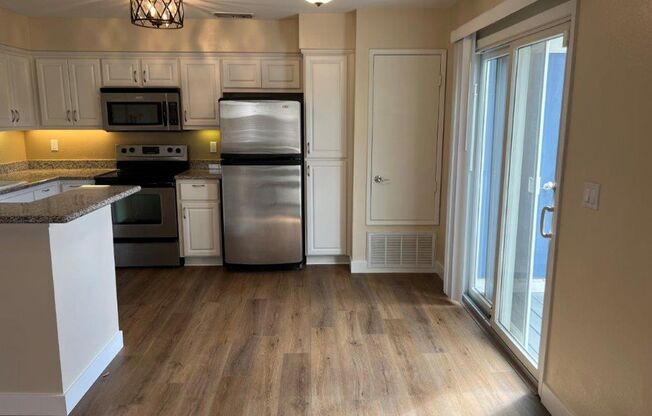 1 bed, 1 bath, $1,850, Unit #218