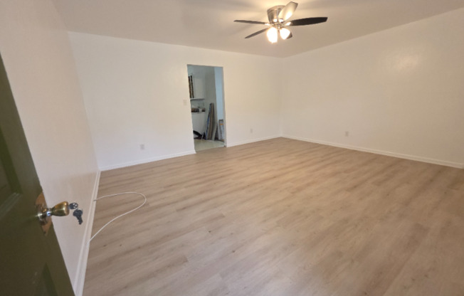 220 FRANK DR
