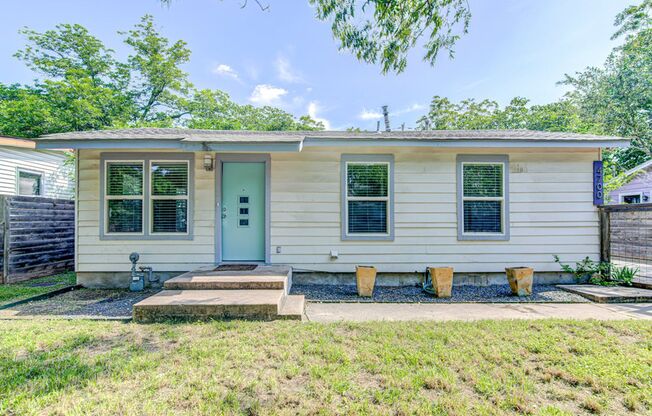 Stunning Remodeled 4/3 in East Austin