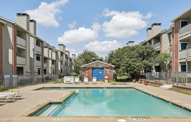 Claro Court Apartments