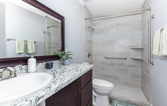 2 beds, 1 bath, 875 sqft, $1,145