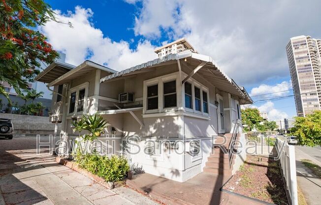 908 KINAU ST
