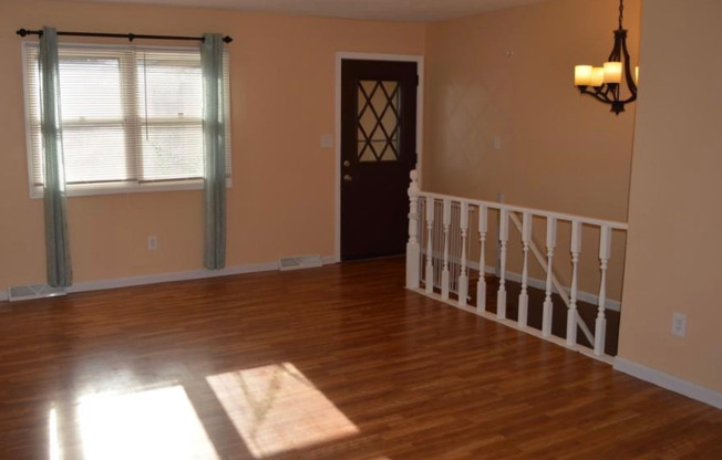 6103 CAMPUS PARK DR SE