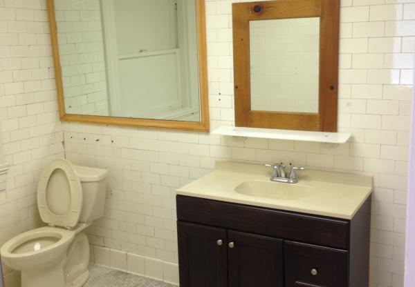 1 bed, 1 bath, 865 sqft, $975