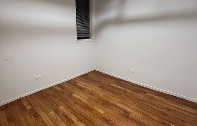 3 beds, 1 bath, $1,325, Unit CA 127B