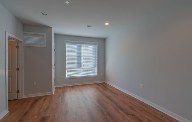 1 bed, 1 bath, 725 sqft, $1,650, Unit Unit 30