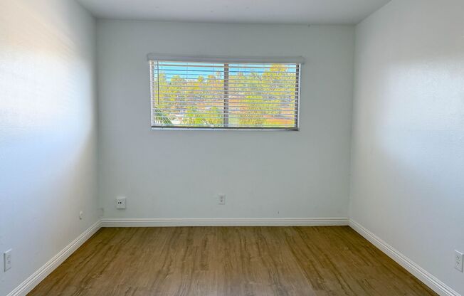2 beds, 1.5 baths, $2,195, Unit 23