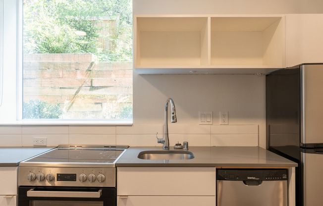 Studio, 1 bath, 223 sqft, $1,250, Unit 01 - 217