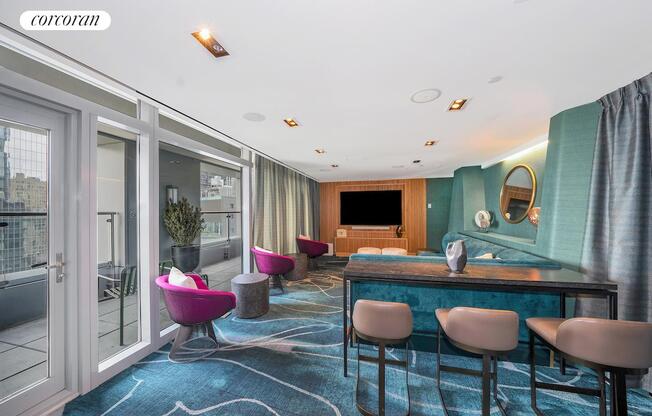 1 bed, 1 bath, 704 sqft, $5,150, Unit 40E