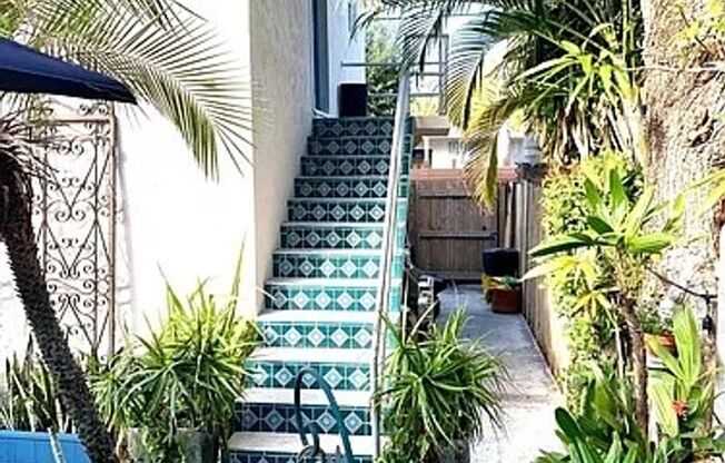 1 Bedroom 1 Bathroom ADU in Old Northwood
