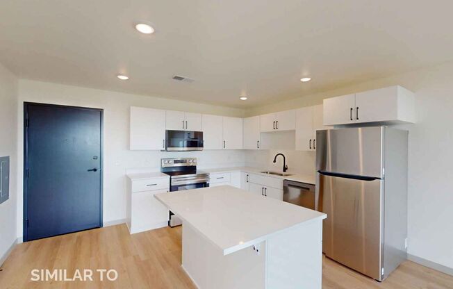 2 beds, 2 baths, 850 sqft, $1,650, Unit 6400-203