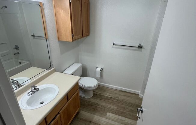 1 bed, 1 bath, 678 sqft, $1,675, Unit 2408