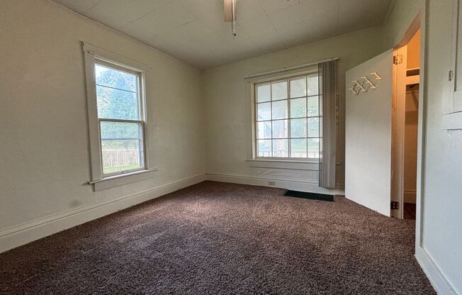 1 bed, 1 bath, $745