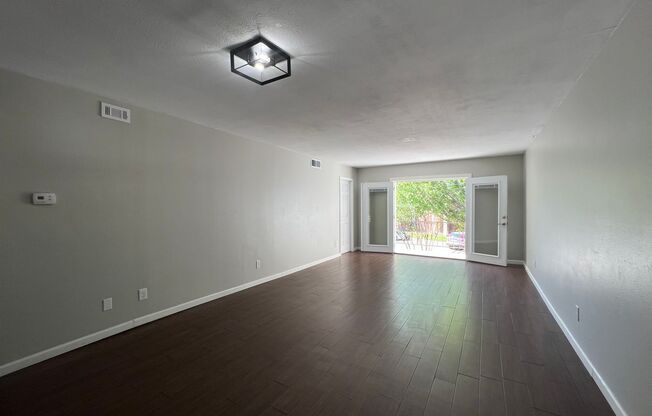 Ridglea4004 #203 ***MAINTENANCE-HOA***