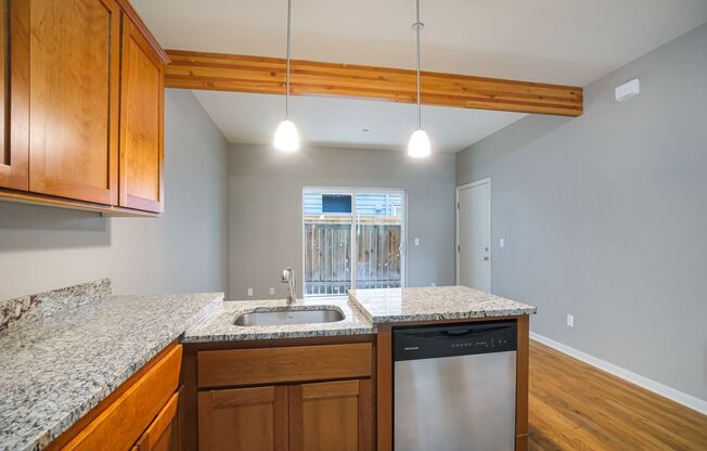 7400 N. Greenwich Avenue