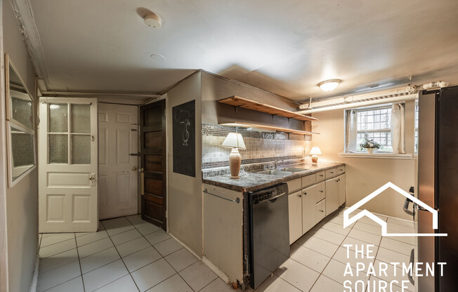 2527 N Orchard St, Chicago IL 2S
