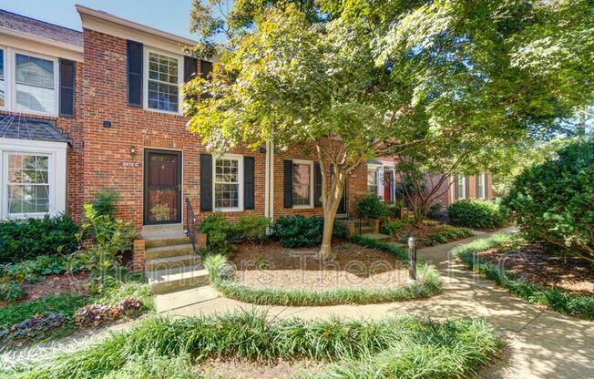 2412 S WALTER REED DR