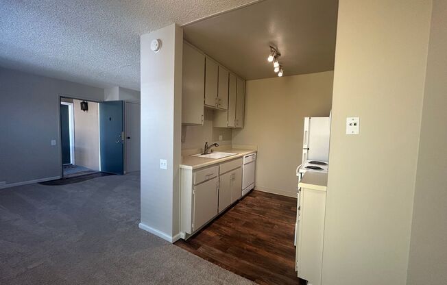 Near Everything, All Amenities!  1616 Q Street, Camellia Court Apartments