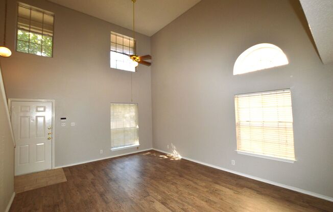 3 beds, 2.5 baths, $1,900