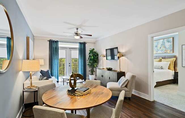 Apartments and Townhomes in Raleigh, NC