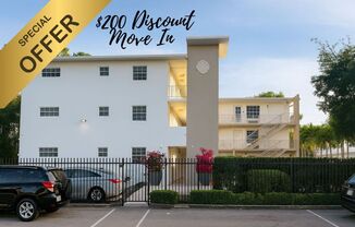 3270 West Trade Avenue