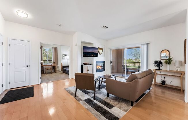2 beds, 1.5 baths, $2,500, Unit # 204