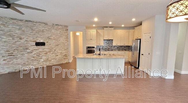 10114 STRATFORD POINTE AVE